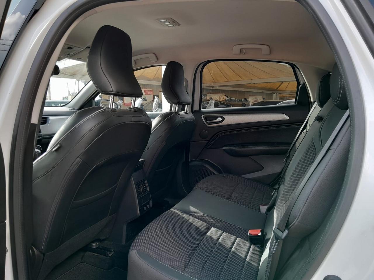 Renault Arkana Hybrid E-Tech 145 CV Intens