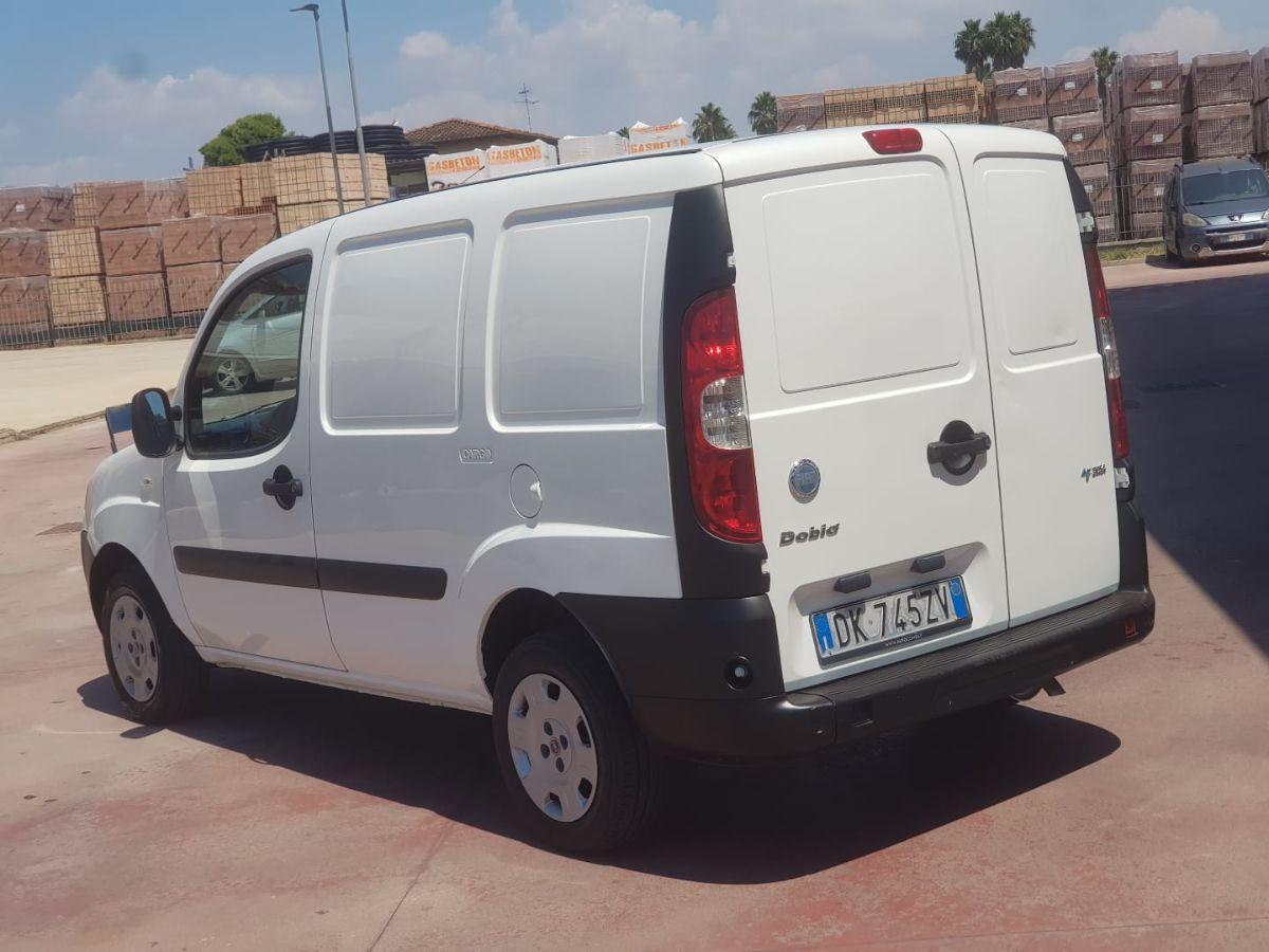 FIAT DOBLO' 1.6 NATURAL POWER 103 CV MOTORE NUOVO