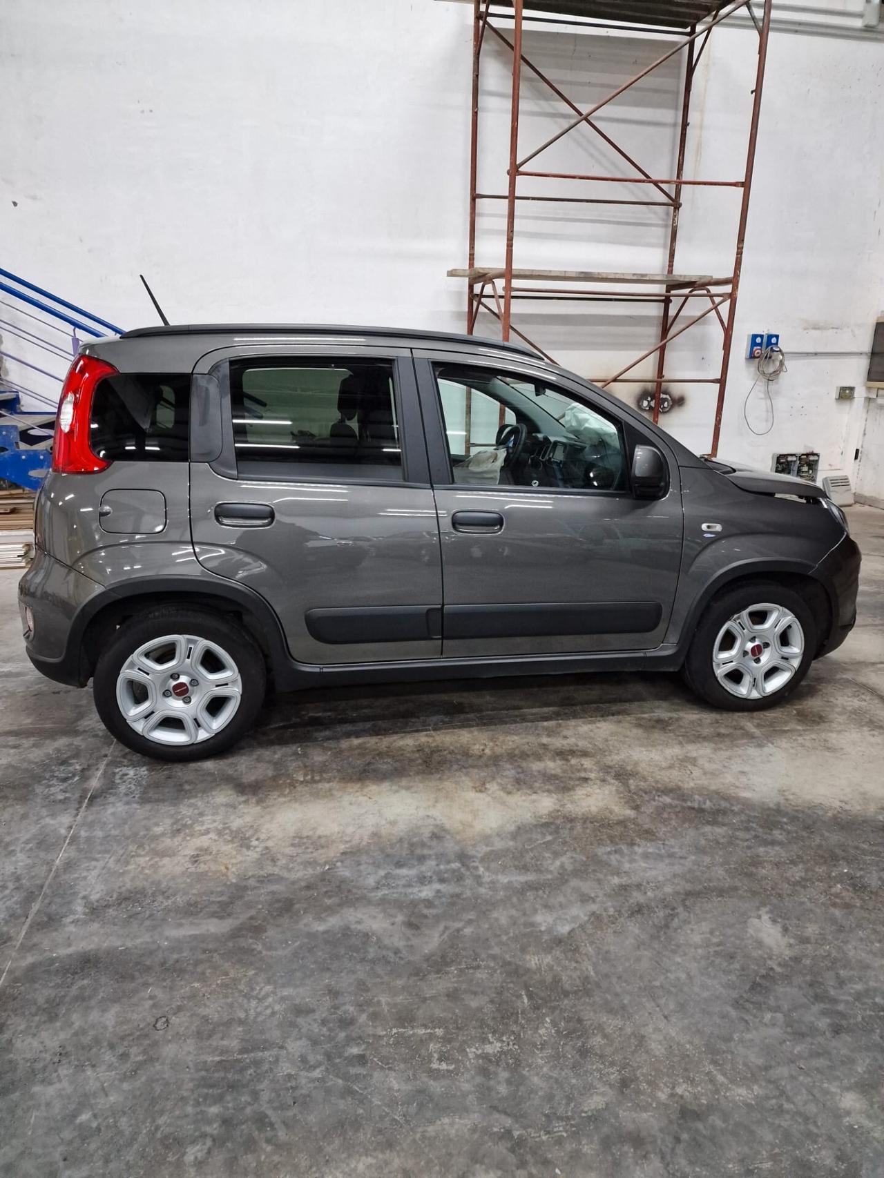 Fiat Panda Fiat Panda1.0 FireFly S&S Hybrid City Cross 70 Cavalli * Ibrida - Elettrica - Benzina *