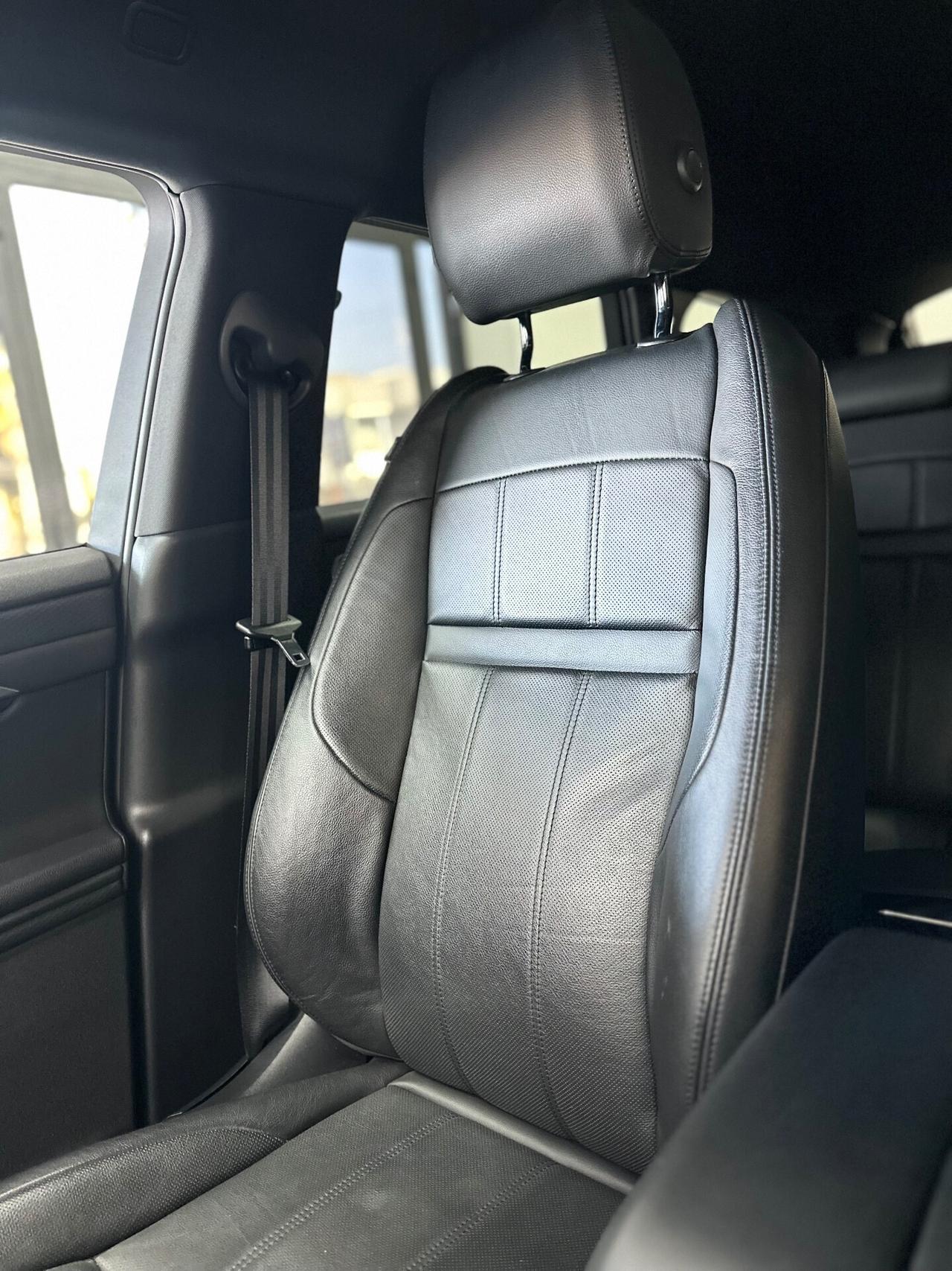 Evoque R-Dynamic HSE 2.0D 163 CV