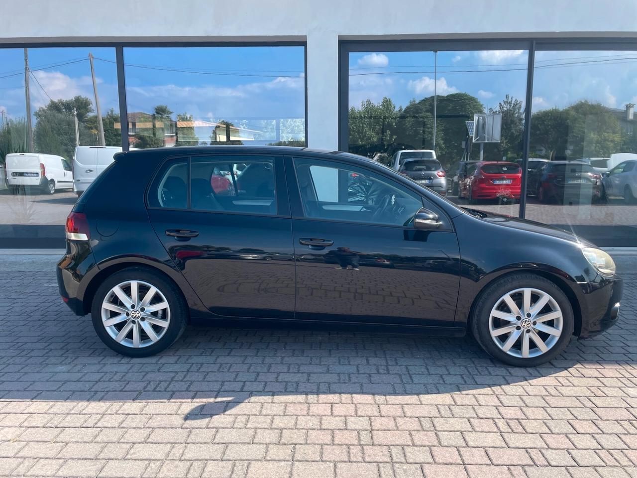 Volkswagen Golf 1.6 TDI DPF 5p. Highline