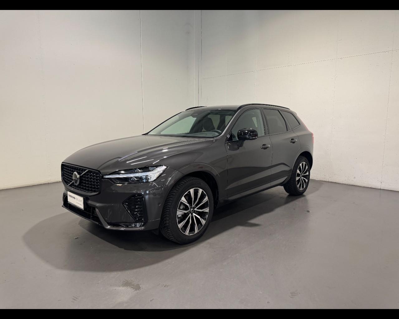 VOLVO XC60 B4 AUTO PLUS DARK