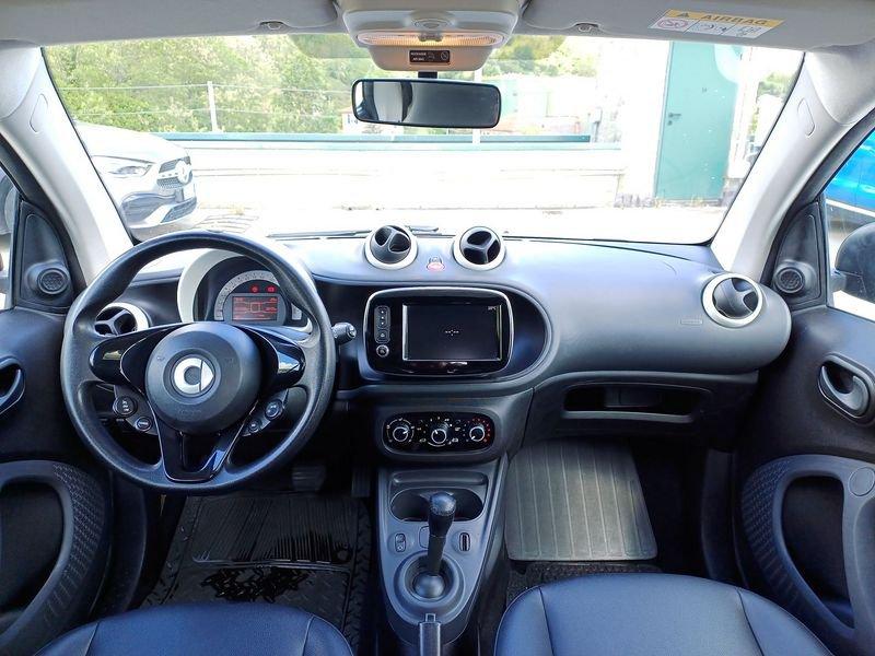 smart fortwo 1.0 Youngster 71cv twinamic