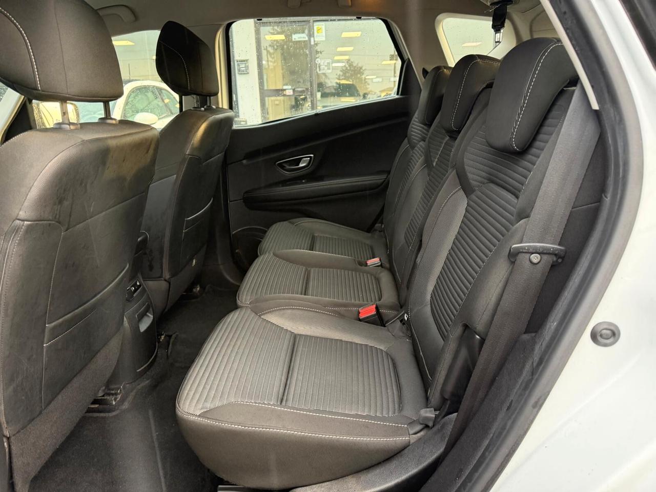 Renault Scenic Scénic dCi 8V 110 CV EDC Energy Sport Edition2