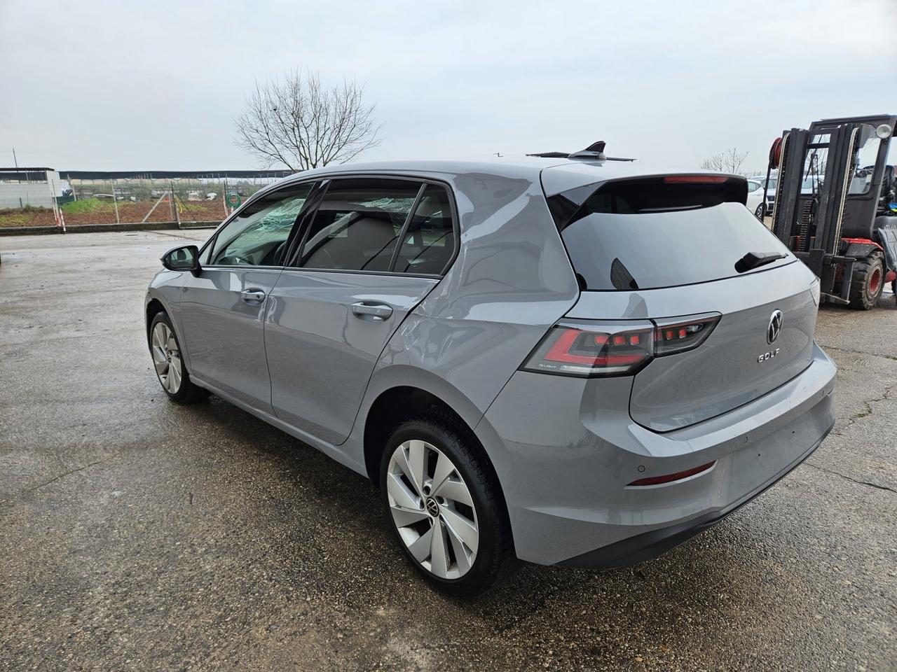 Volkswagen Golf 2.0 tdi 150cv dsg INCIDENTATA