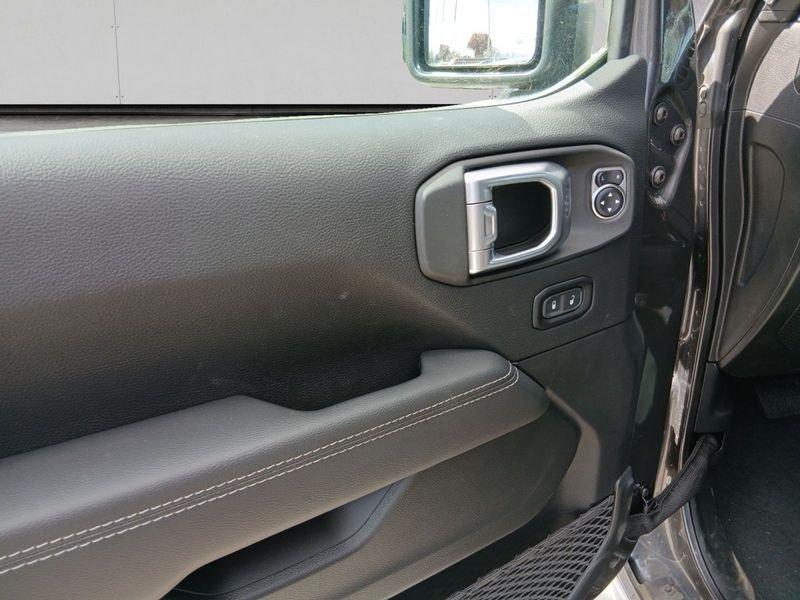 Jeep Gladiator 3.0 V6 Overland 4wd auto 3.0 V6 Overland 4wd auto