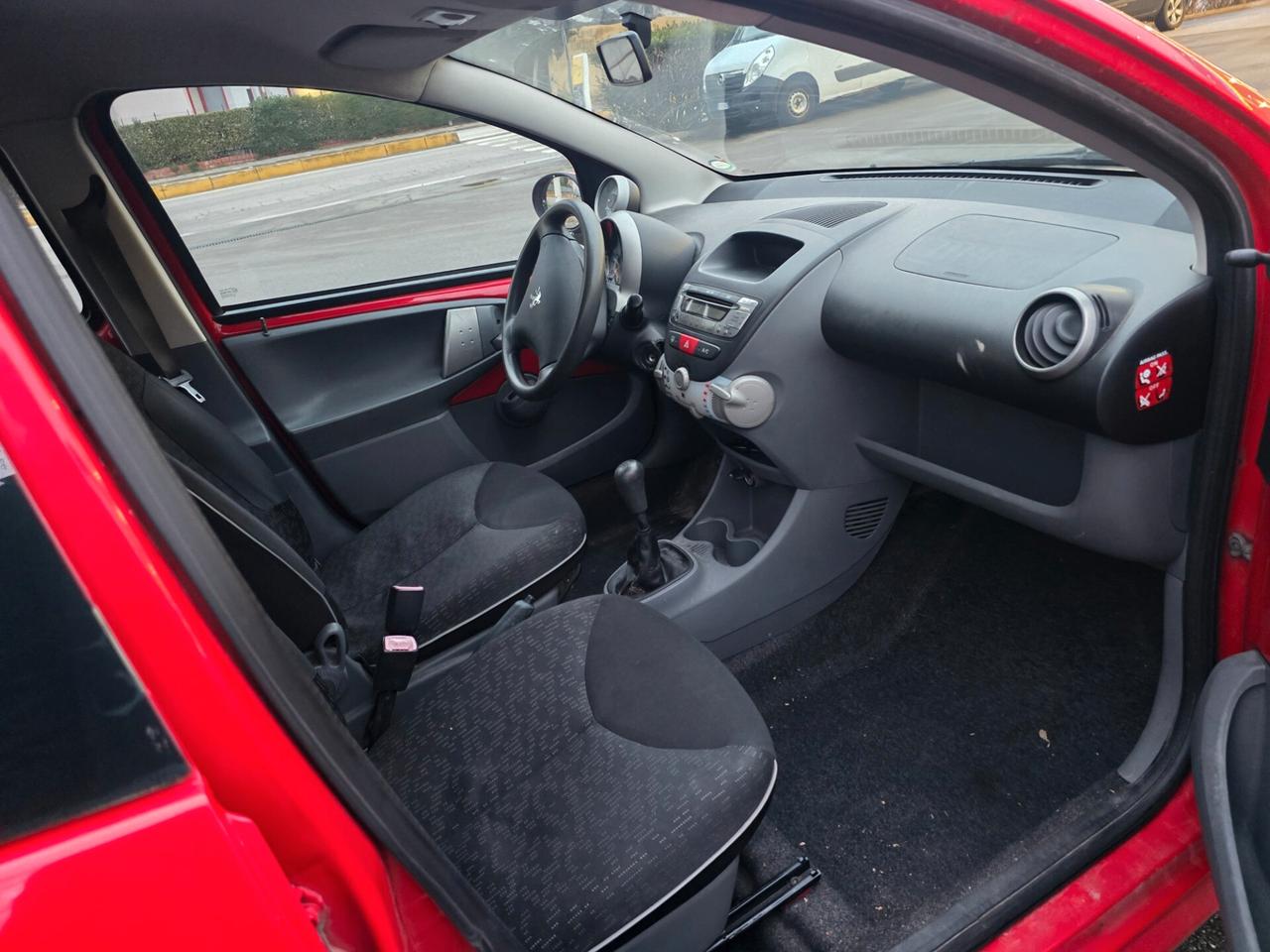 Peugeot 107 1.0 68CV 5p. Active