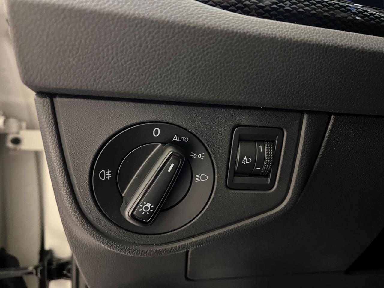 VOLKSWAGEN Taigo 1.0 tsi Life 95cv