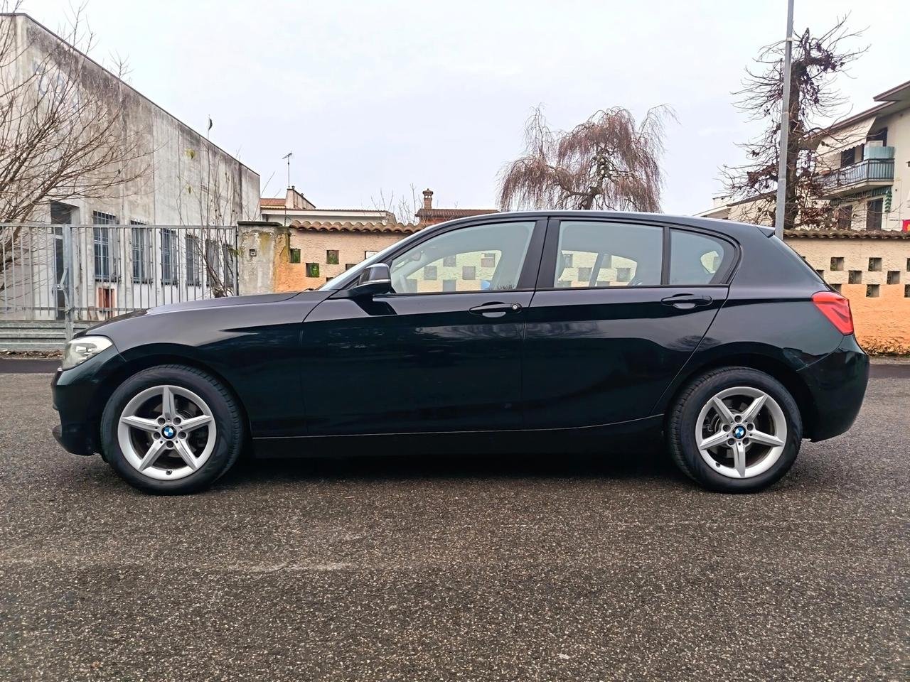Bmw 114 114d 5p. Sport