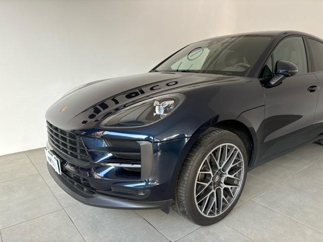 PORSCHE Macan 2.0