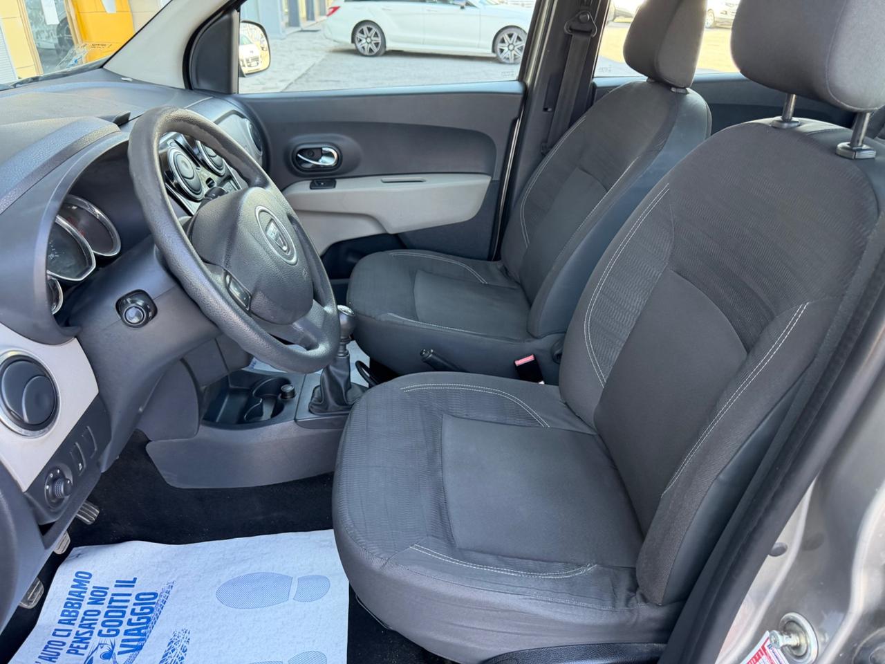 Dacia Lodgy 1.5 dCi 8V 110CV 5 posti Lauréate