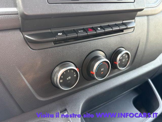 RENAULT Master T35 2.3 dCi 135 CV Pianale Cabinato Ice + IVA