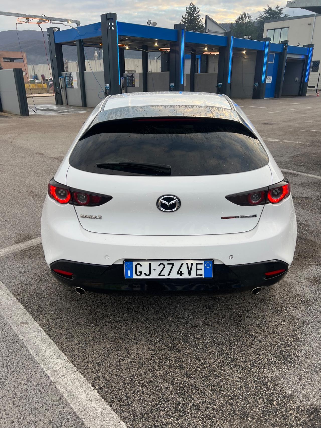 Mazda 3 Mazda3 1.8L Skyactiv-D Executive