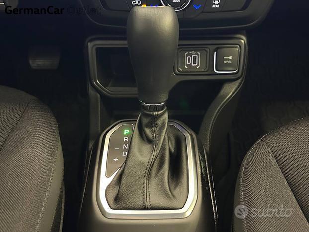 Jeep Renegade 1.5 turbo t4 mhev altitude 2wd dct