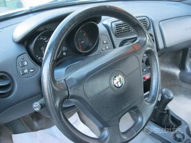 Alfa Romeo GTV Spider 2.0i 16V Twin Spark cat L