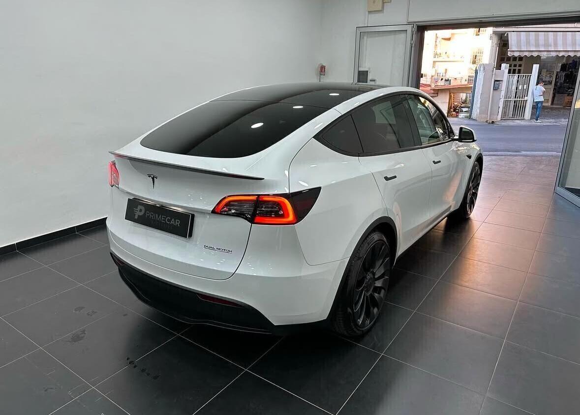 Tesla Model Y Performance AWD