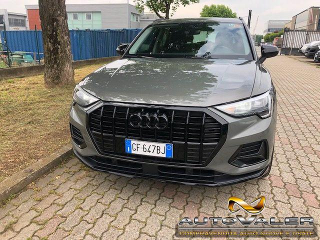 AUDI Q3 35 TDI S tronic Business Advanced