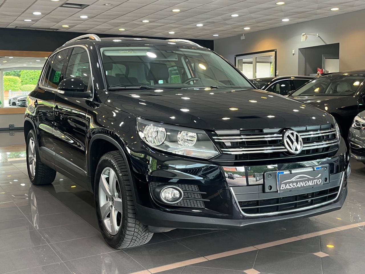 Volkswagen Tiguan AUTOMATICO 4X4 !!