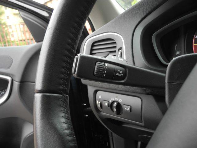 VOLVO V40 D2 Business Plus -OK NEOPATENTATI- UNICA PROPR.