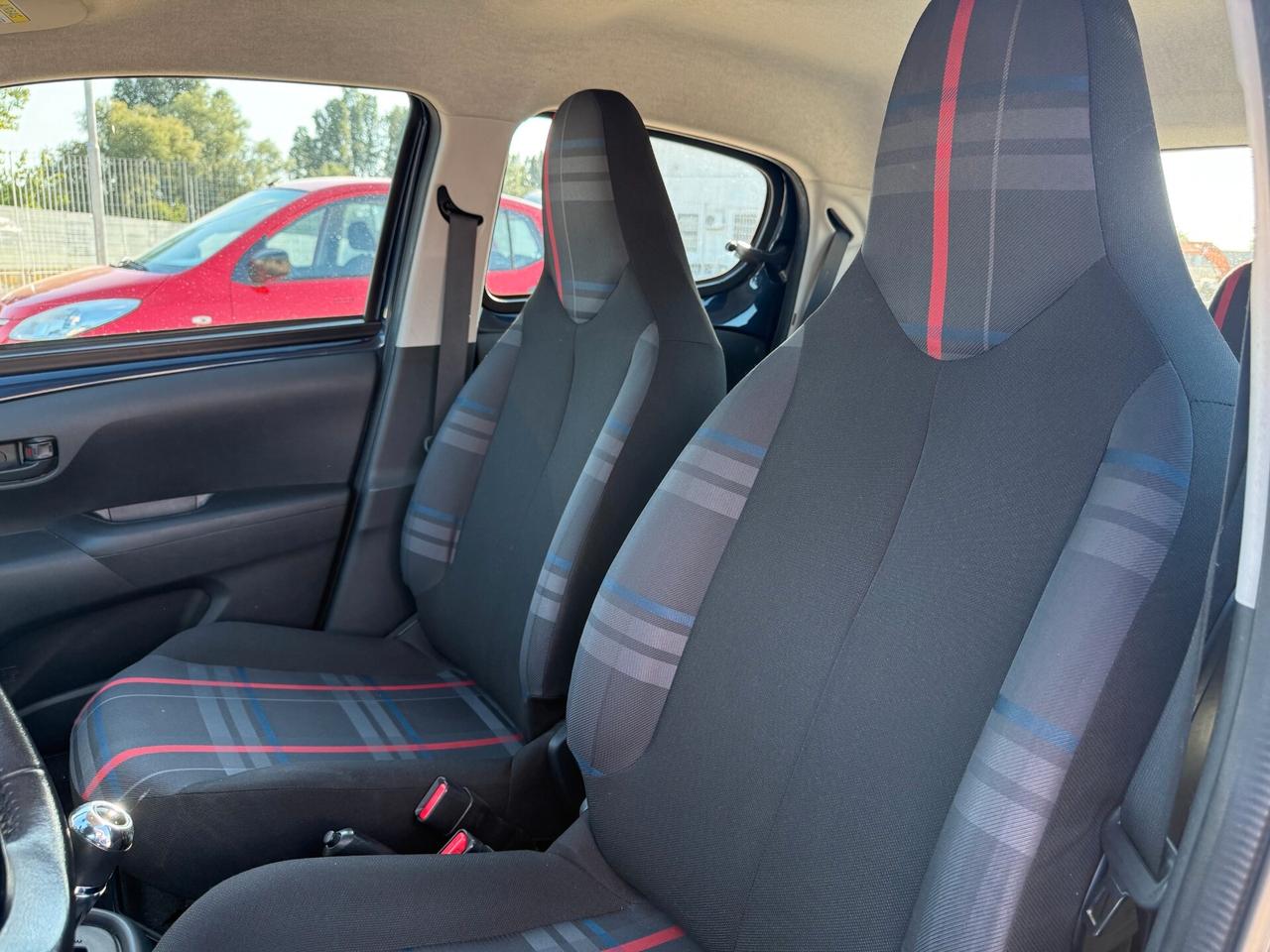 Peugeot 108 VTi 68 5 porte Allure TOP!