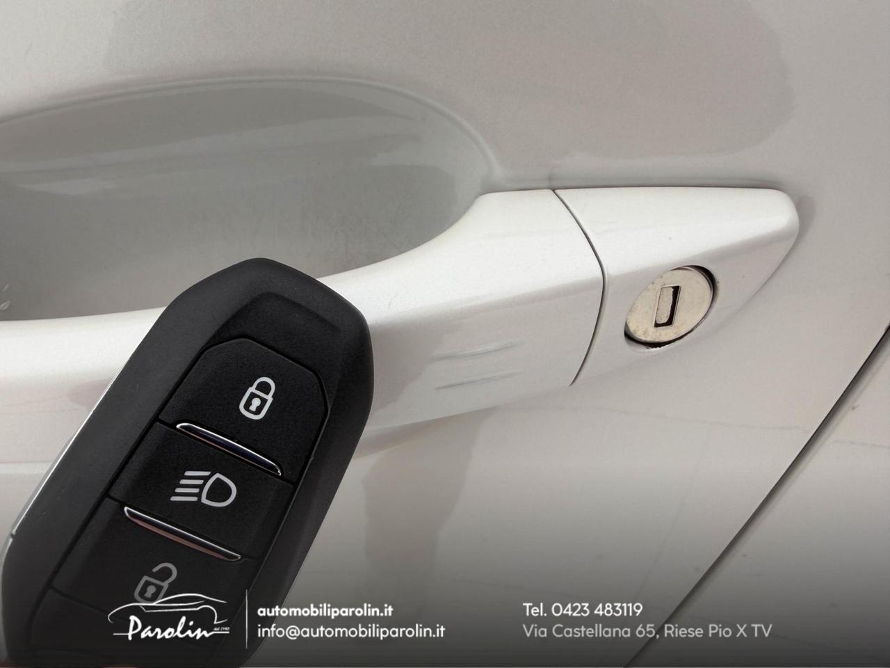 Peugeot 3008 3008 1.5 bluehdi Allure EAT8 1 prop. Grip Control