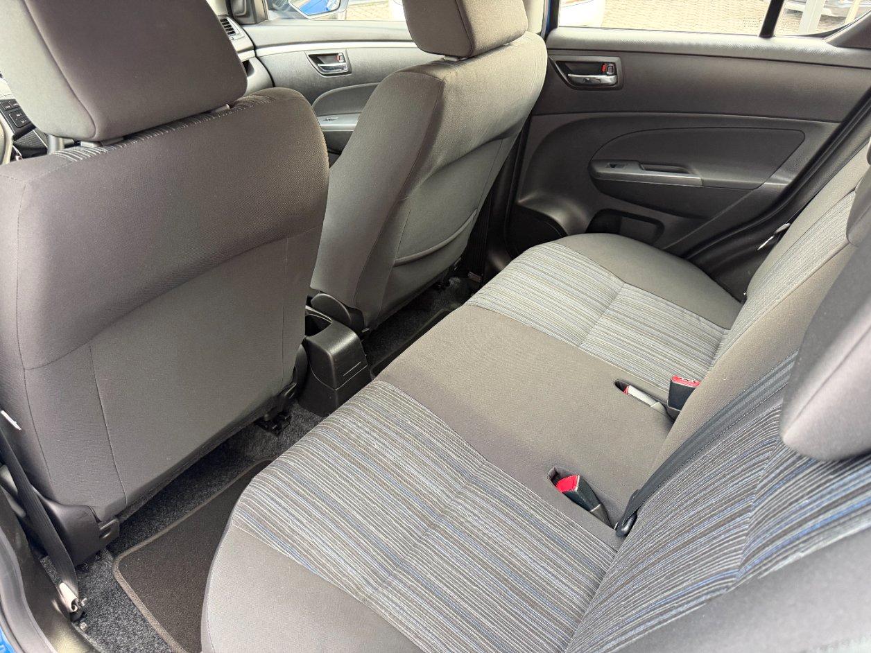 Suzuki Swift 5 Porte Swift 5p 1.2 vvt B-Cool Bi-Color E6