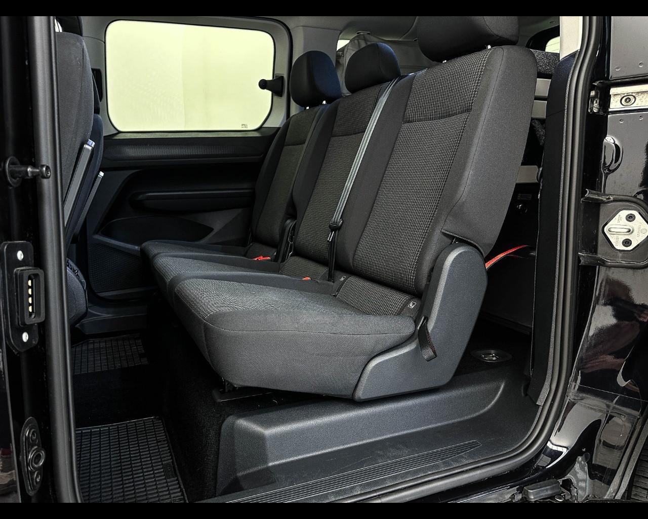 VOLKSWAGEN Caddy 2.0 TDI 122 CV DSG California Furgone Maxi