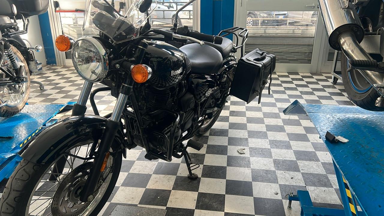 Benelli Imperiale 400