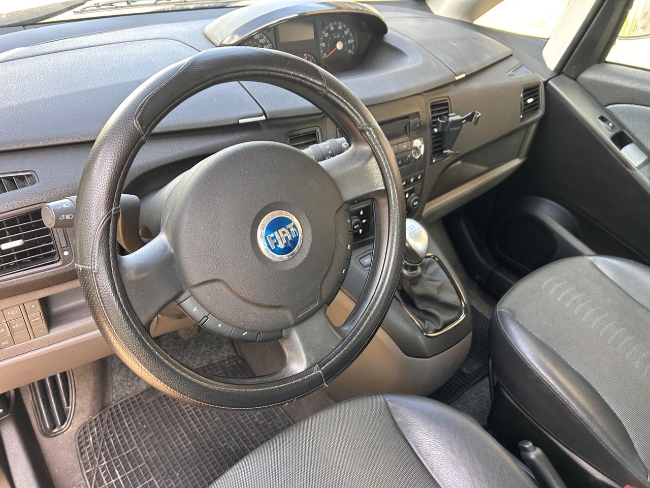 Fiat Idea 1.4 16V Emotion