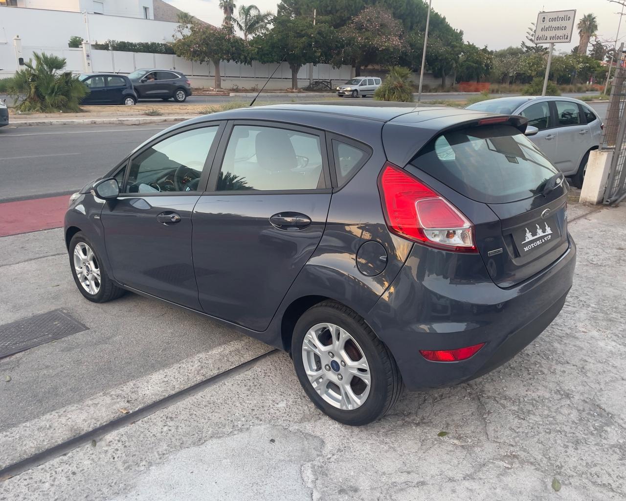 Ford Fiesta 1.6 TDCi 95CV 5 porte Individual