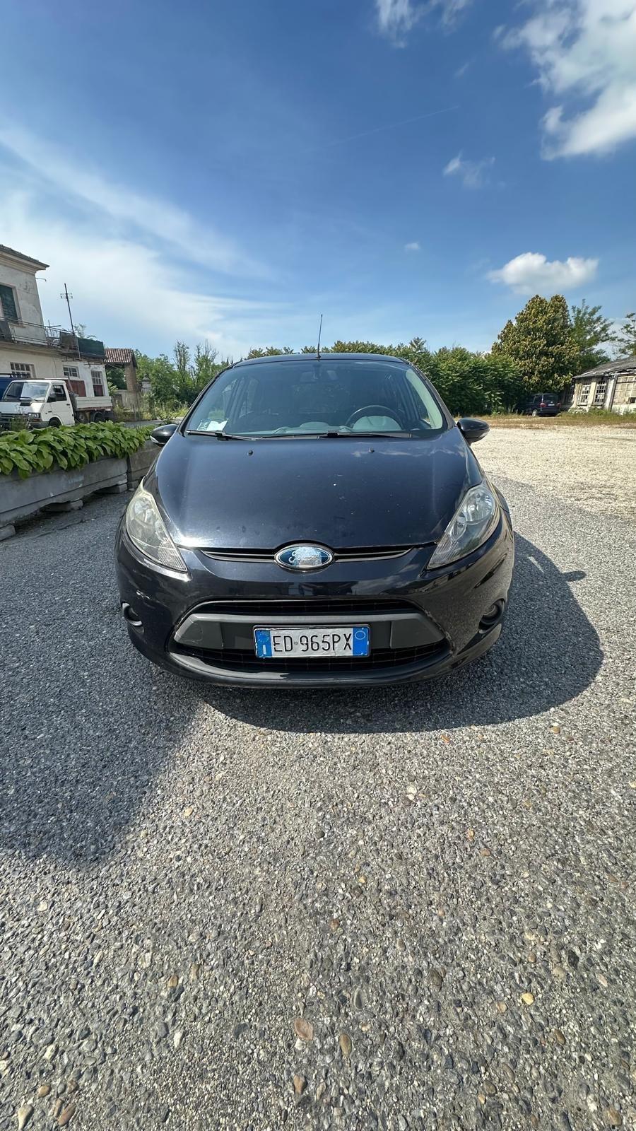 Ford Fiesta 1.4 5 porte Bz.- GPL Titanium