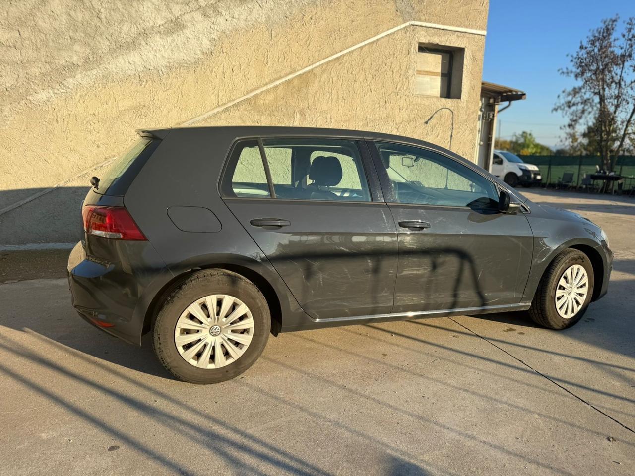 Volkswagen Golf VII 1.2 TSI 105 CV 3p. Trendline BlueMotion Technology