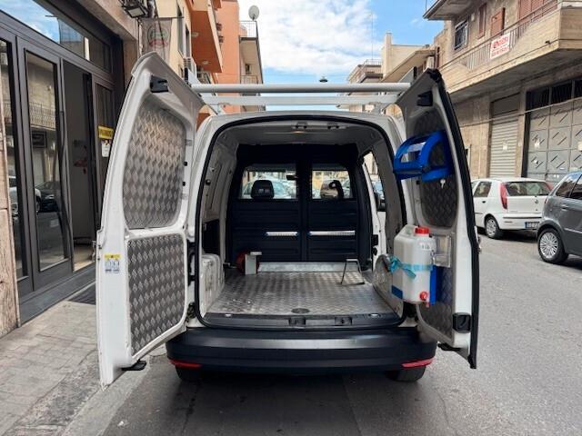 Volkswagen Caddy 2.0 TDI 4MOTION Plus