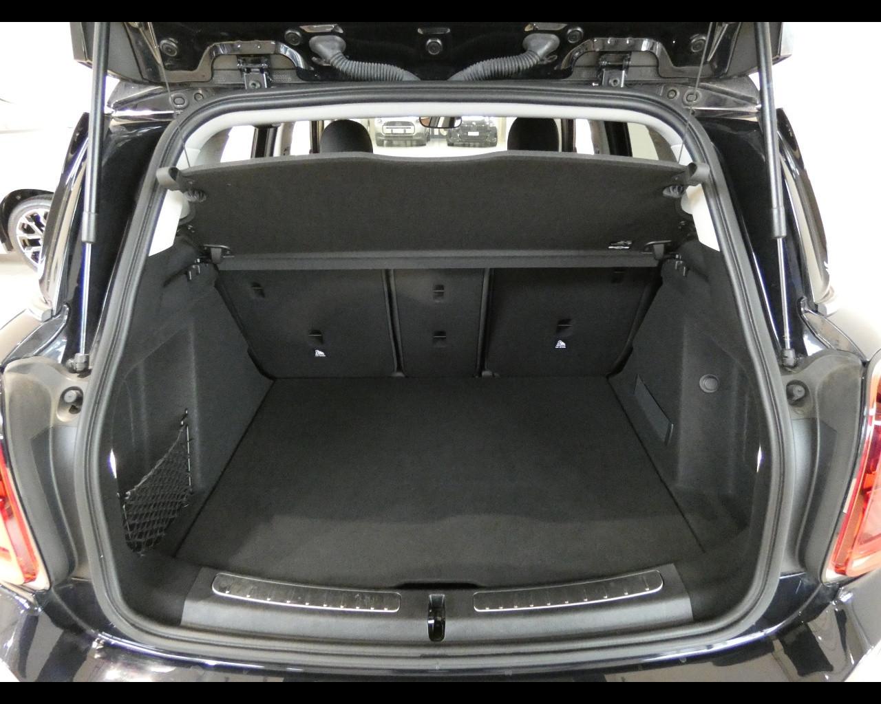 MINI Mini Countrym.(F60) - Mini 1.5 Cooper Business Countryman