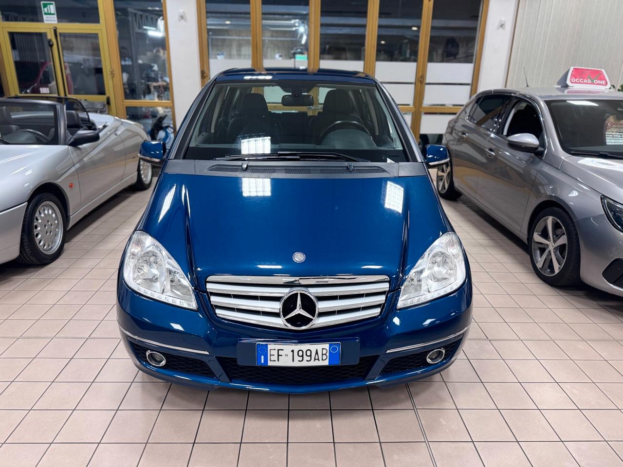 Mercedes-benz A 160 BlueEFFICIENCY Elegance