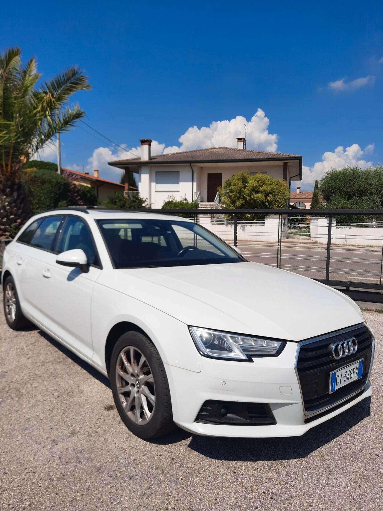 Audi A4 2.0 TDI 150 CV ultra S tronic