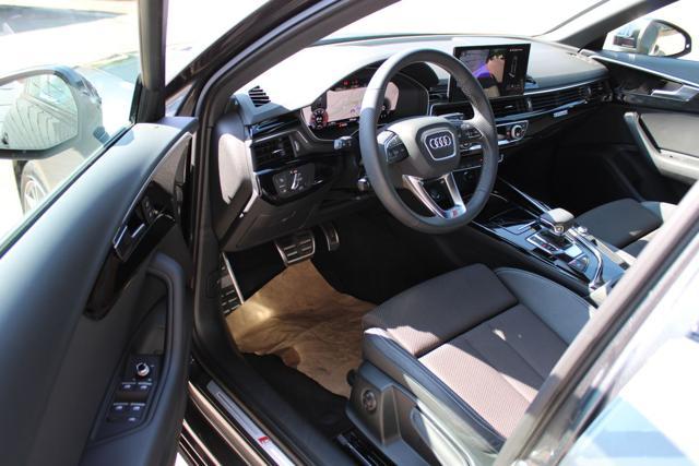 AUDI A4 Avant 40TFSI quattro 3xS-line GANCIO-MATRIX