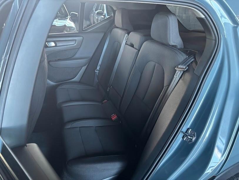 Volvo XC40 B4 AWD Geartronic Momentum Pro