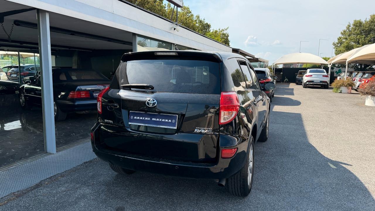 Toyota RAV 4 RAV4 Crossover 2.2 D-4D 136 CV Sol