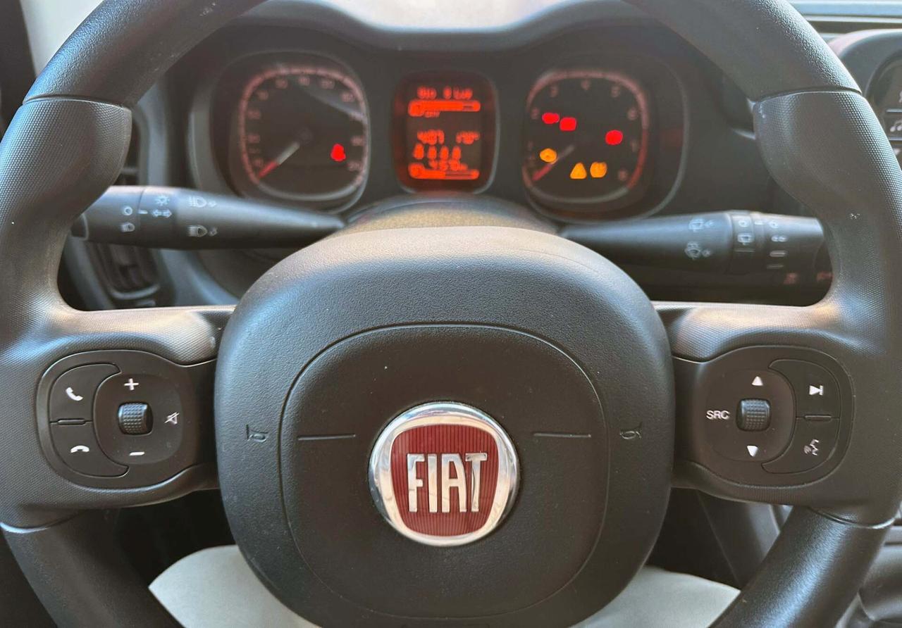 Fiat Panda 1.0 FireFly S&S Hybrid Unico Proprietario Fatturabile Sensori di Parcheggio Radio Dab