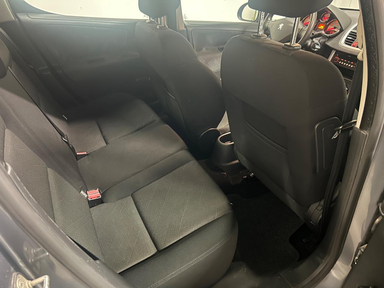 Peugeot 207 1.4 VTi 95CV 5p. XS Easy