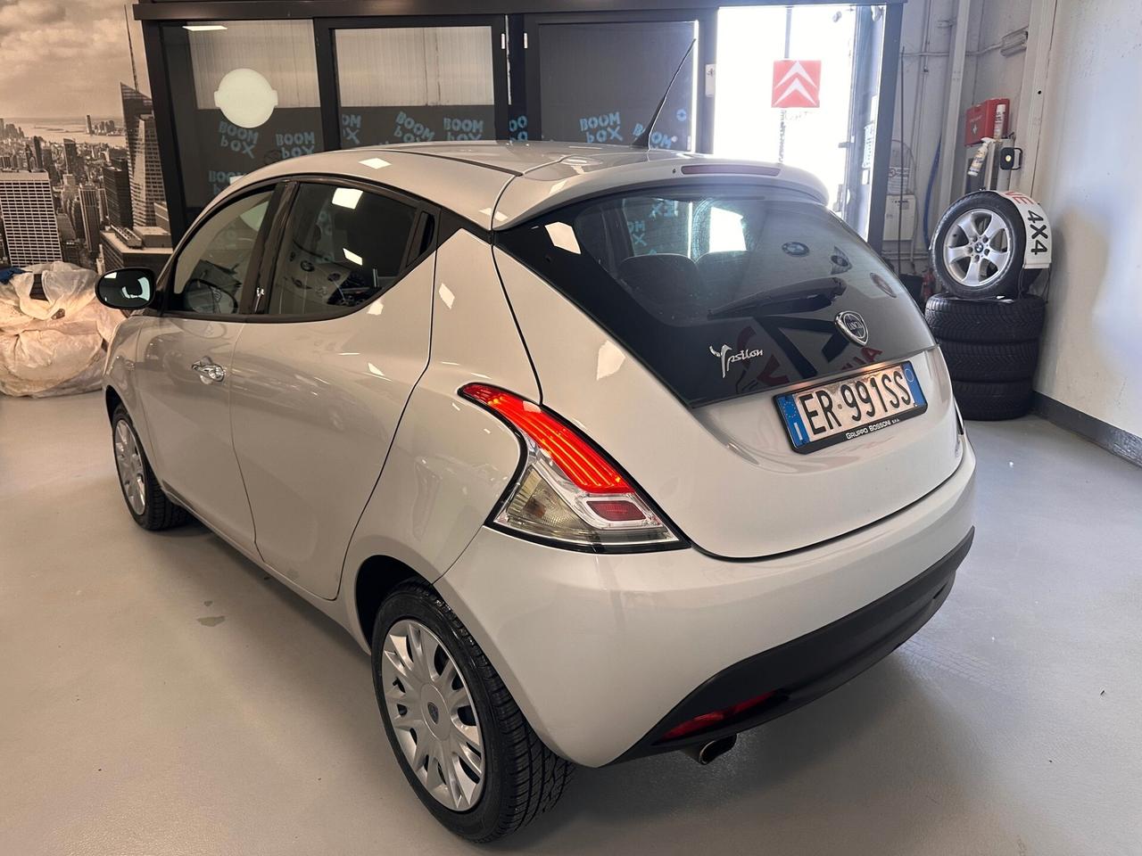 LANCIA YPSILON 1.2 BENZINA