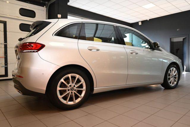 MERCEDES-BENZ B 180 NUOVA d AUTOMATICA SPORT PLUS NAVI CAM 17"LED TEL!