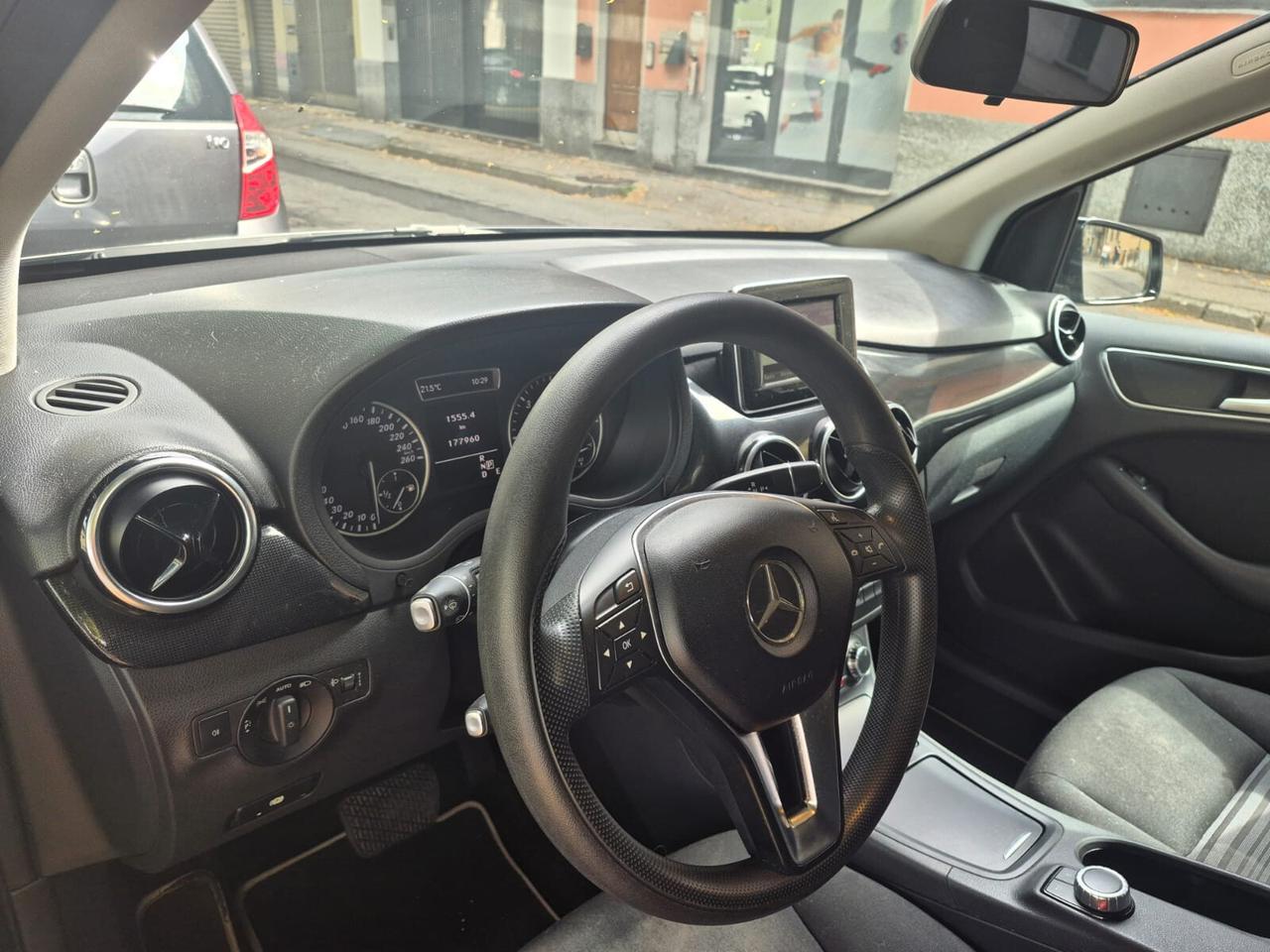 Mercedes-benz B 180 AUT Executive UNICO PROPRIETARIO