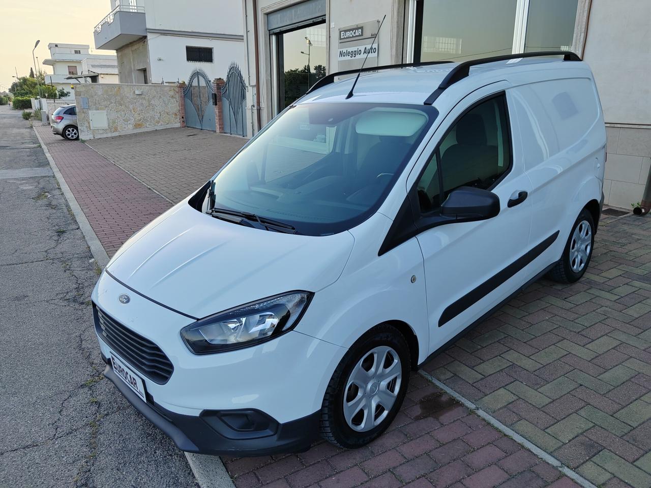 Ford Transit Courier Transit Courier 1.5 TDCi 100CV Van Trend