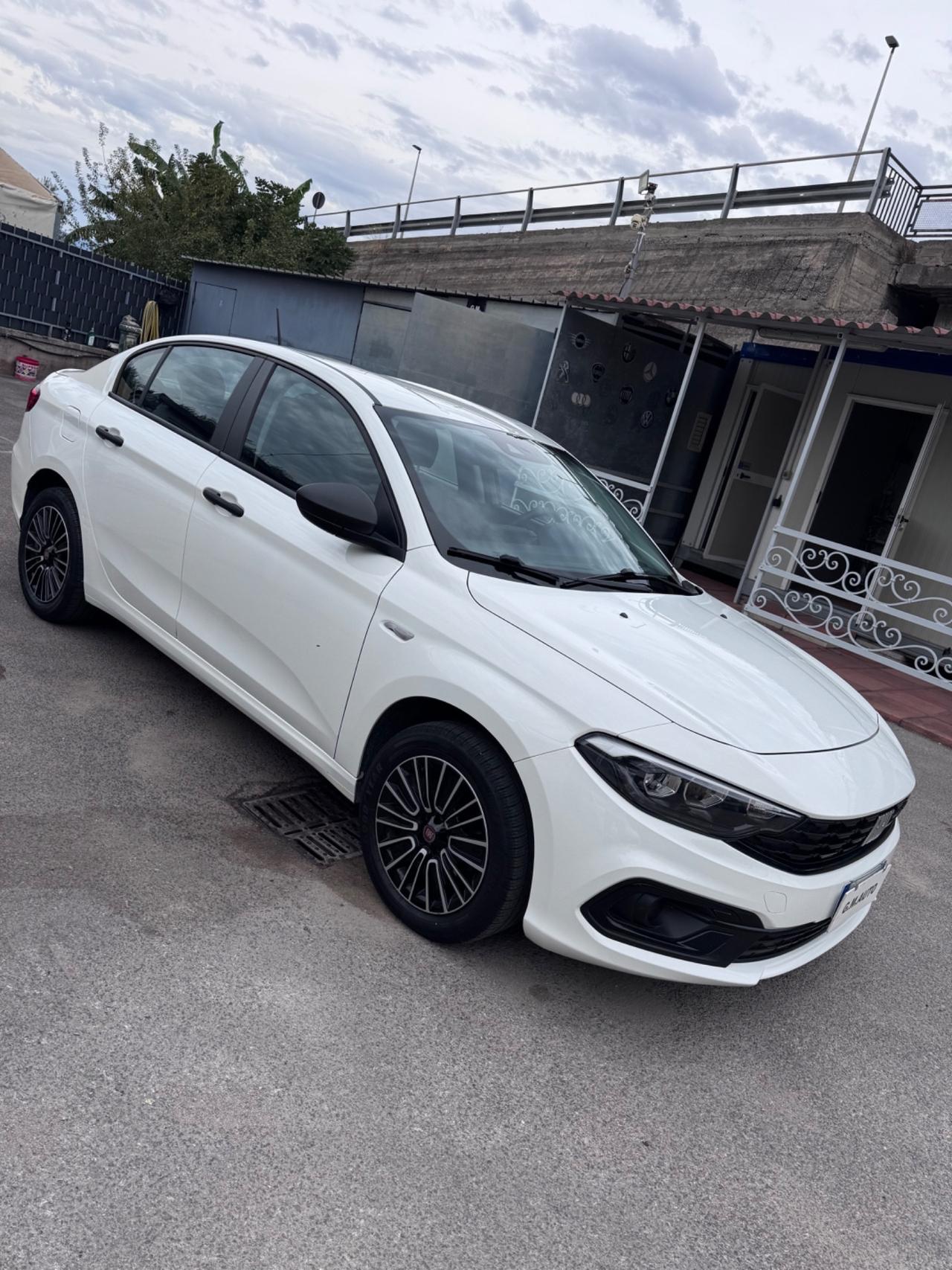 Fiat Tipo 1.6 Mjt 5 porte Lounge 2021