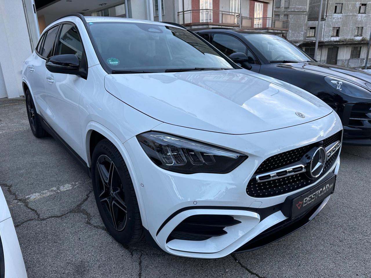 Mercedes-benz GLA 200 d Automatic AMG Premium - R19 - NIGHT PAKET - TELECAMERA