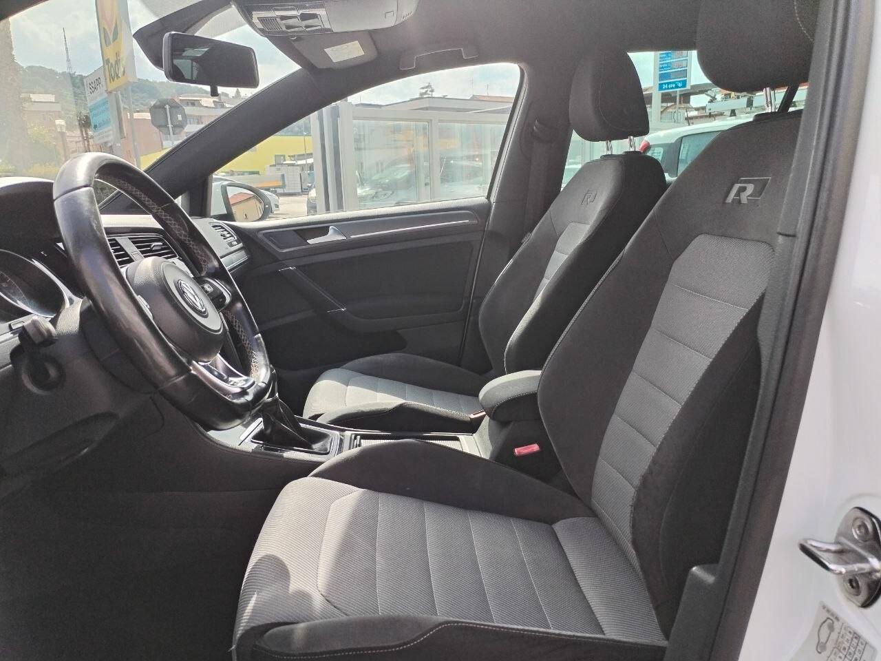 Volkswagen Golf 1.6 TDI 110 CV 5p. R-Line -App Connect-