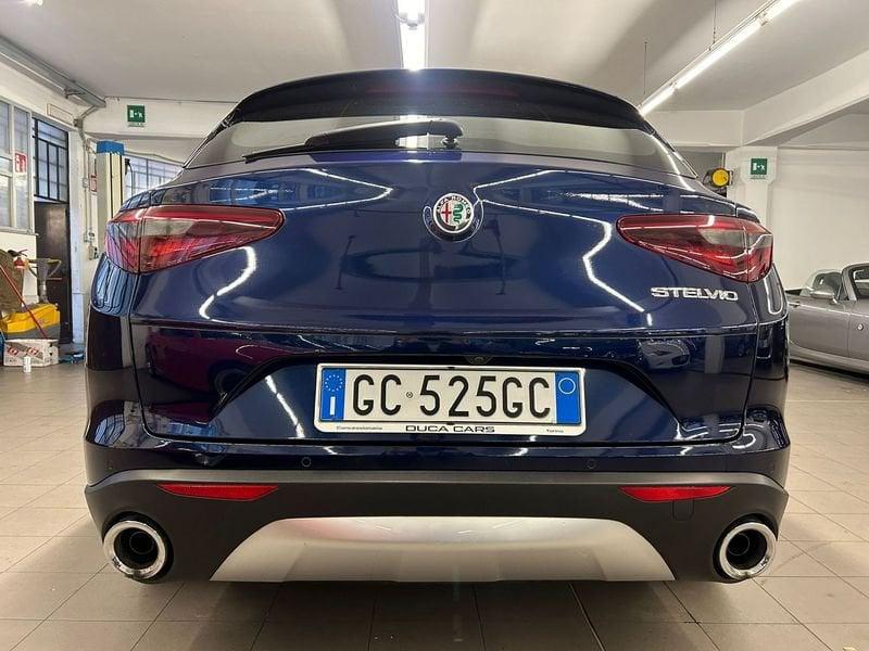 Alfa Romeo Stelvio 2.2 Turbodiesel 160 CV AT8 RWD