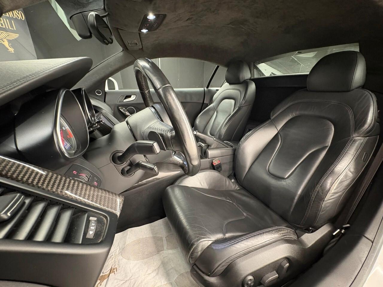 Audi R8 4.2 V8 FSI quattro R tronic